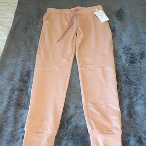 Buffbunny jasmine joggers new with tag